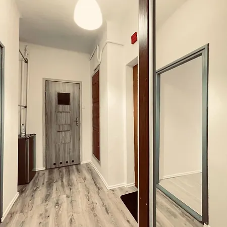 Apartmán Easy Rent- Chopina Citycentre Free Parking 24h Check-in