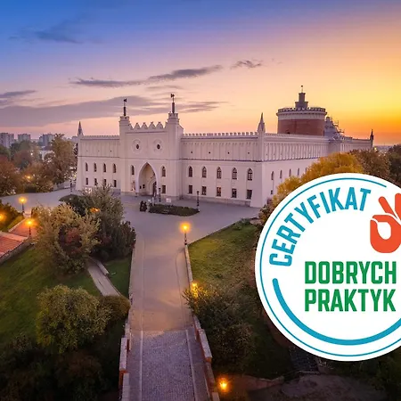 Easy Rent- Chopina Citycentre Free Parking 24h Check-in *