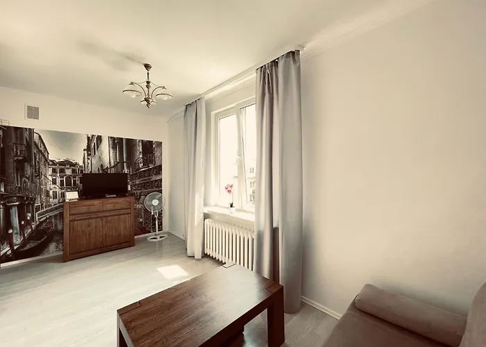 Apartamento Easy Rent- Chopina Citycentre Free Parking 24h Check-in